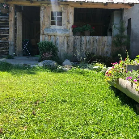 Biole Izby Apartamento Chocholow